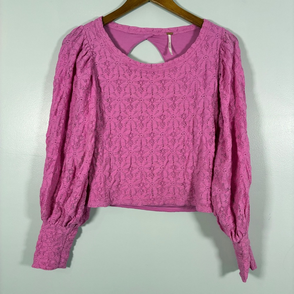 Free People Top M Pink Lace Puff Sleeve Keyhole Back Boho Romantic Coquette